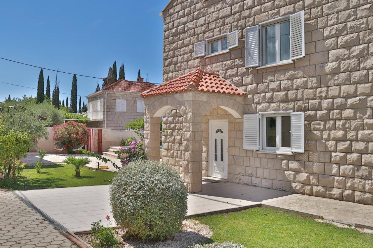 Villa Grand Pinea Čilipi Esterno foto